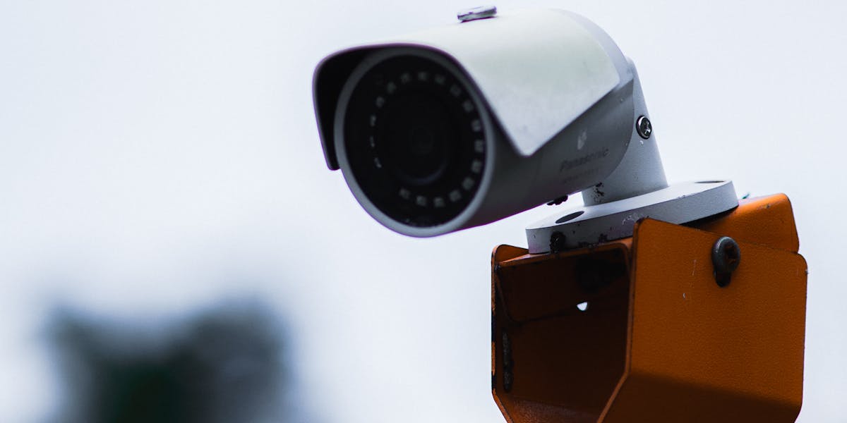 Tapo-Kameras mit 6 CVEs: Wenn die Überwachungskamera selbst überwacht werden muss